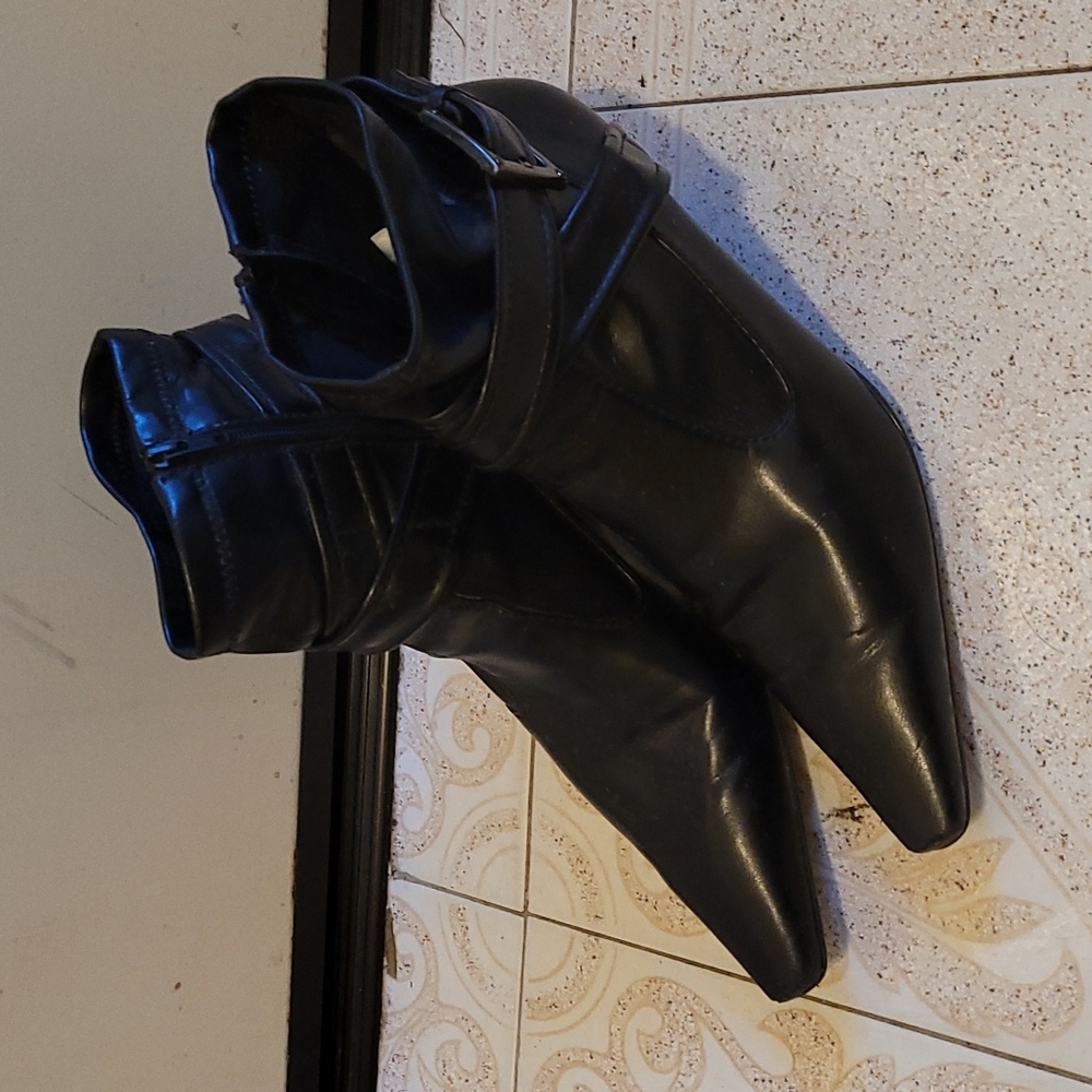 Franco Sarto Black Ankle Booties Size 8.5